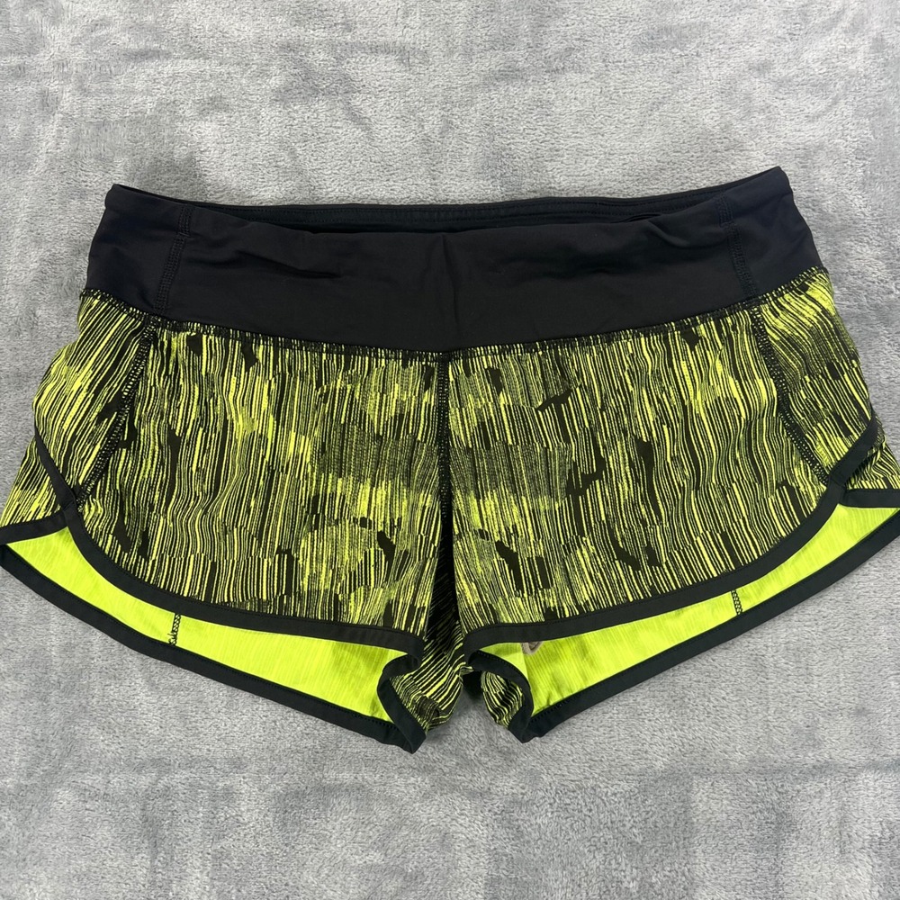 Lululemon Speed Up Shorts Lime Green Black Static Print Running Size 8 2.5"